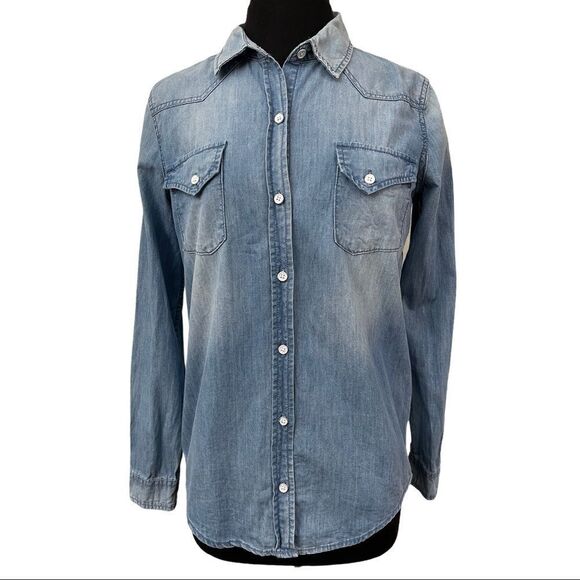 𝅺victoria’s Secret Denim Button Down Chambray Shirt Sz S - Picture 1 of 12